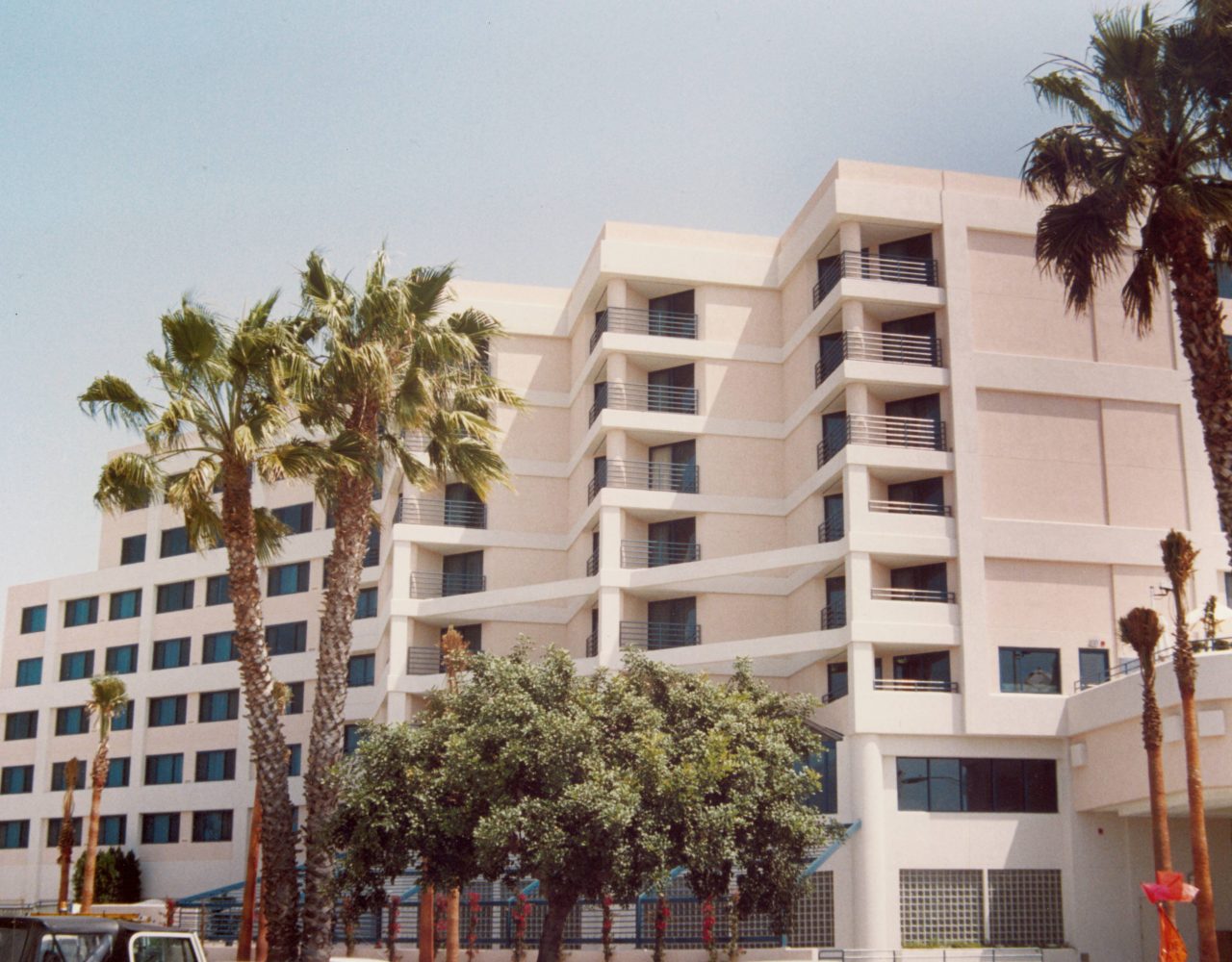 1-hospitality-santa-monica-double-tree-hotel